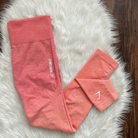 ✨GYMSHARK | Ombré Seamless Leggings | Peach Coral | Size M - Picture 1 of 11